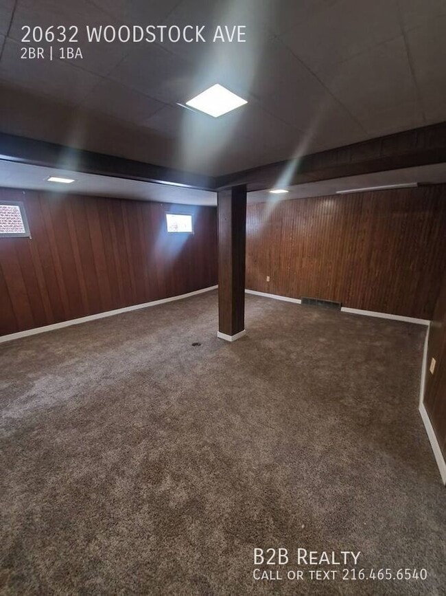 Building Photo - 20632 Woodstock Ave