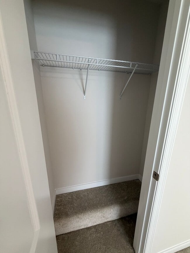 Building Photo - Modern Two-Story Townhome with Open Floor Plan and Garage