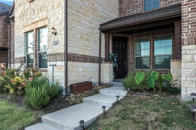 Building Photo - 6809 Andrew Dr