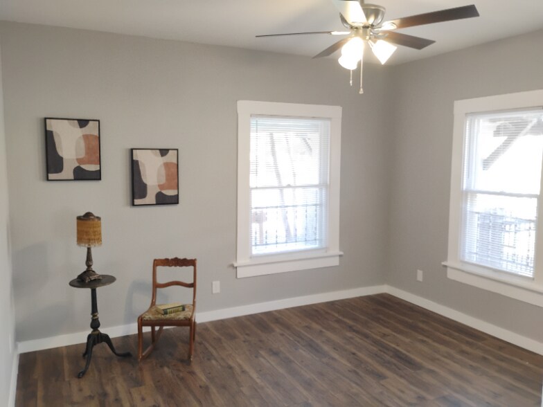 Building Photo - 1120 Rigsby Ave