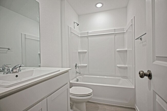 Building Photo - 12105 Floral Blossom