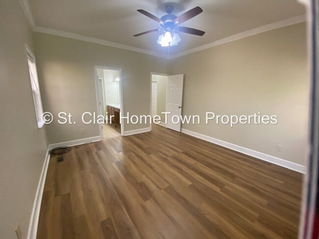 Building Photo - Great Family Home