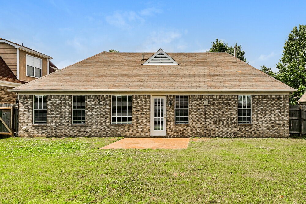Building Photo - 10221 Adikson Dr