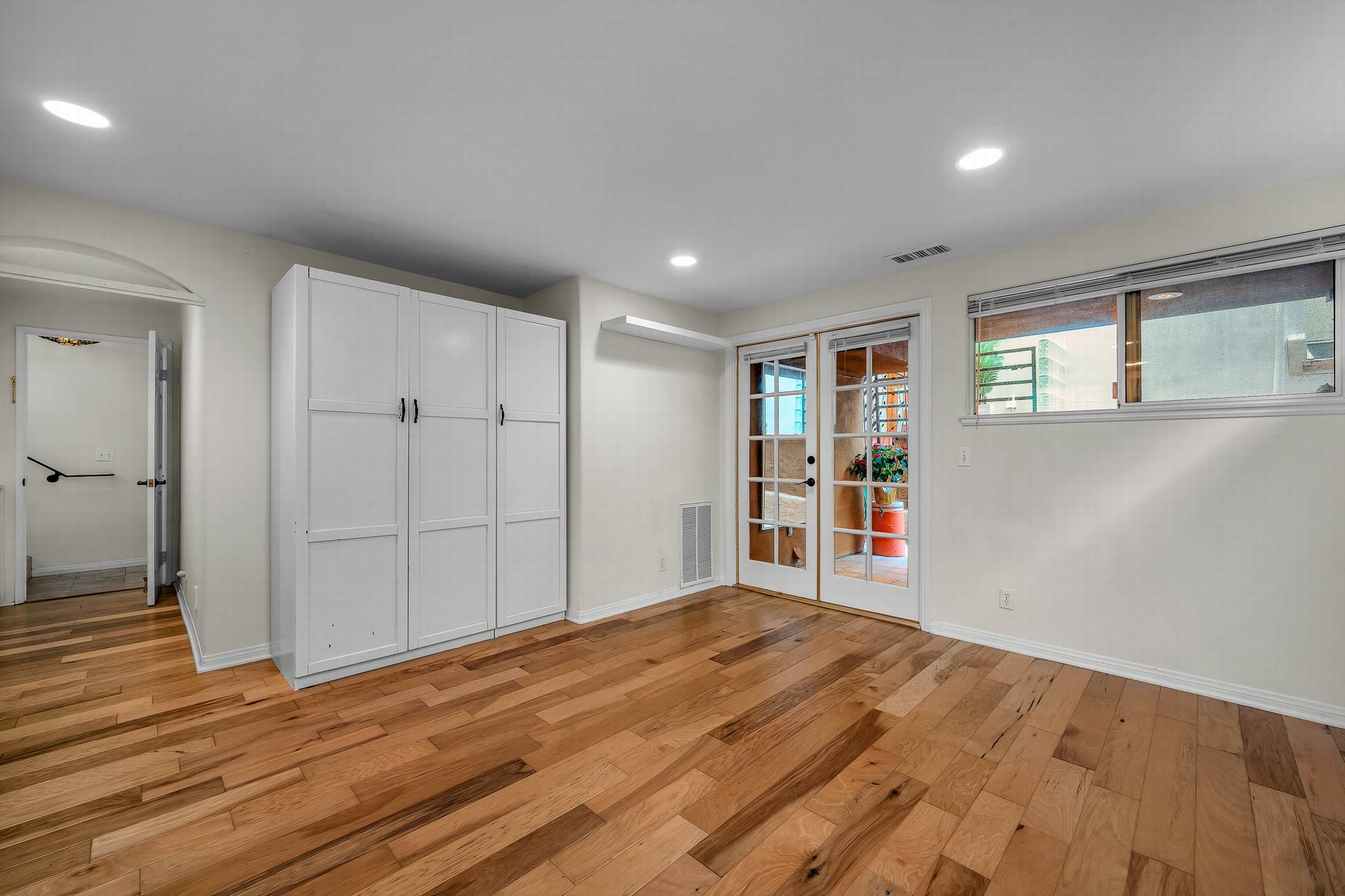 Building Photo - 4113 Highland Ave