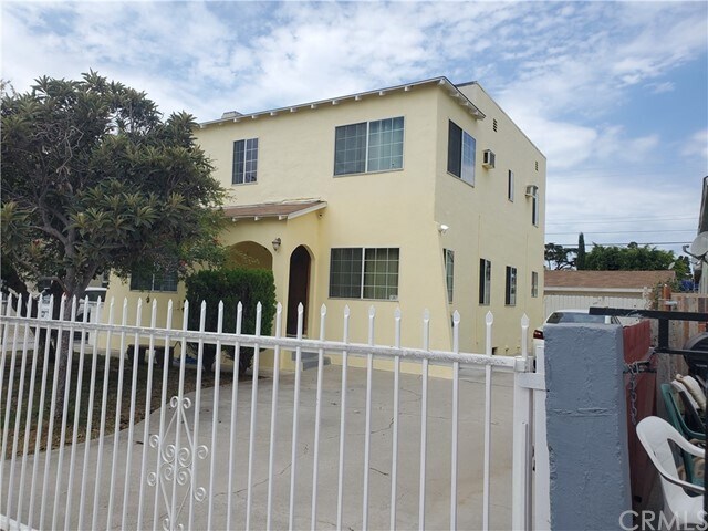 Building Photo - 1309 S Woods Ave