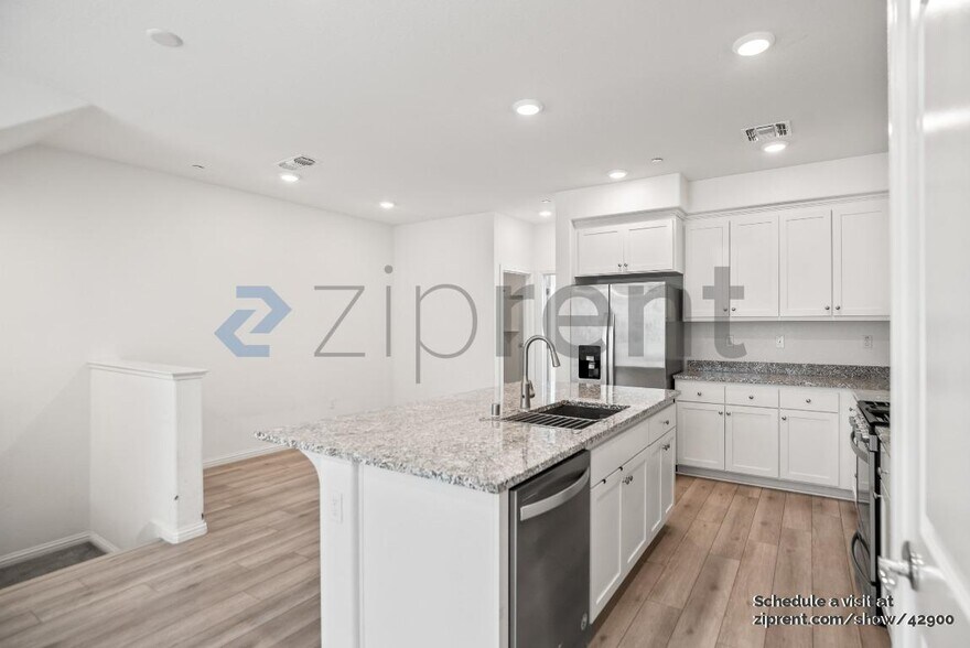 Building Photo - 40711 Penstemon Terrace