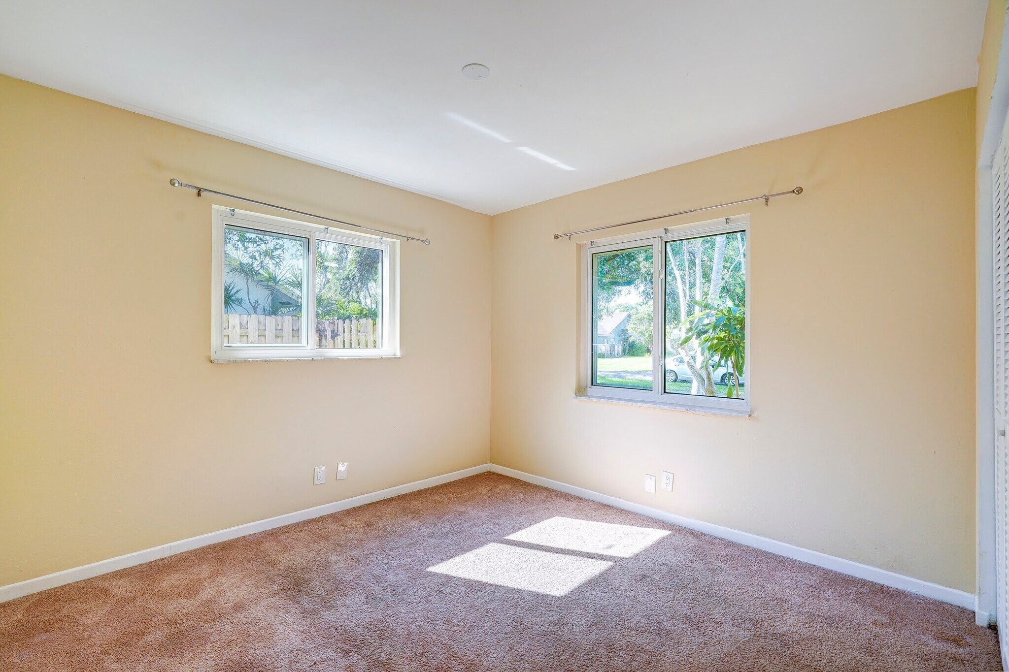 Building Photo - 1386 Fulmar Dr