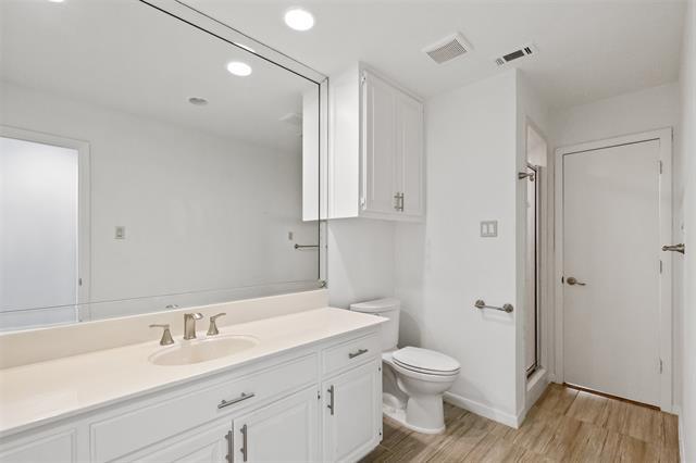 Building Photo - 6530 Copper Creek Dr