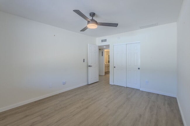 Building Photo - Green Valley Country Club Estates! 55+ Community, at least one person residing in the home must b...