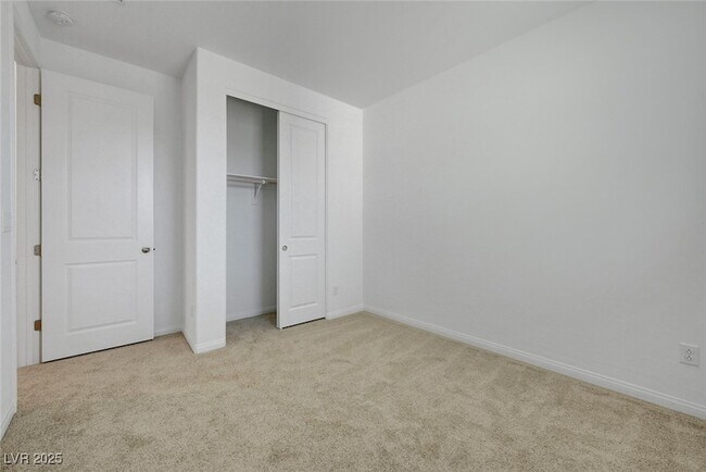 Building Photo - 9885 Angel Valley Dr