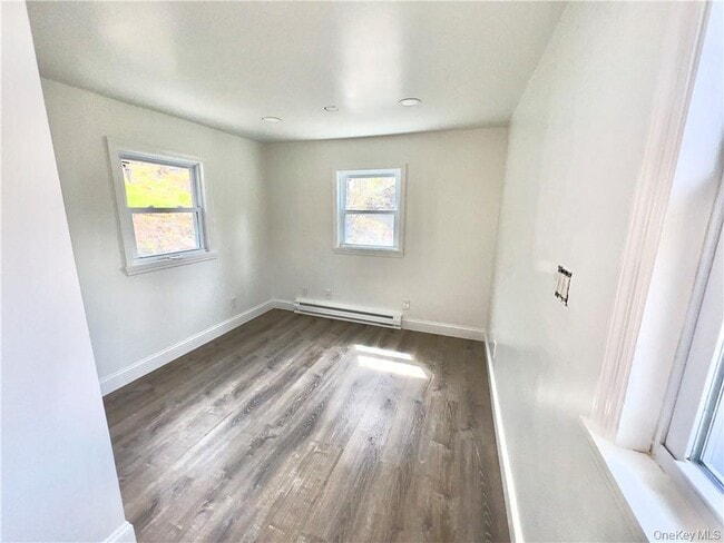 Building Photo - 254 Wixon Pond Rd