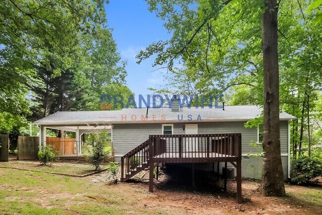 Building Photo - HOLIDAY SPECIAL!!! MOVE-IN BY 11/24 AND YO...