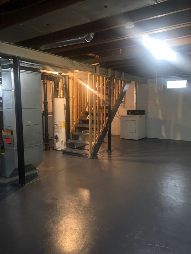 Building Photo - Cozy 3 Bedroom, 1Bath House Available o