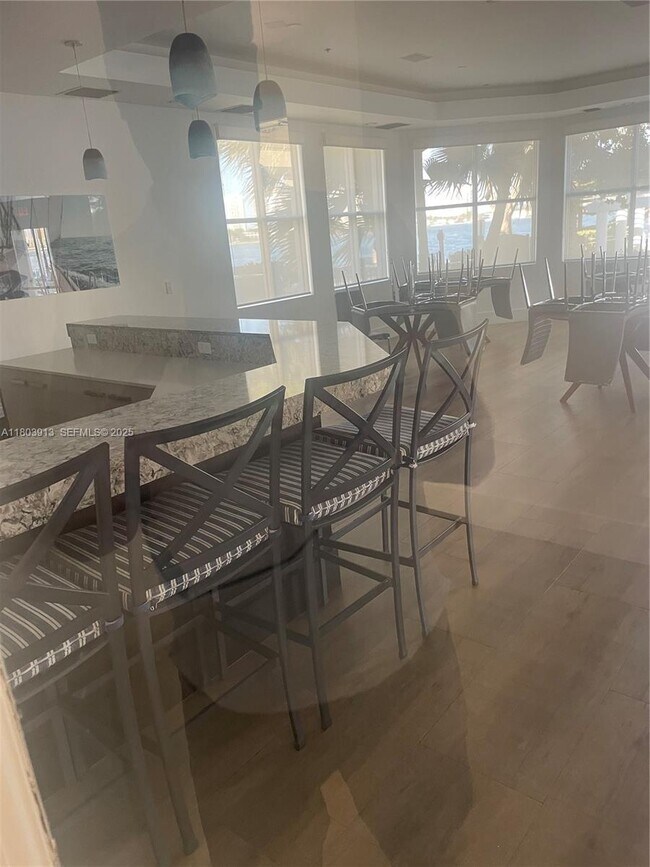 Building Photo - 3155 NE 184th St