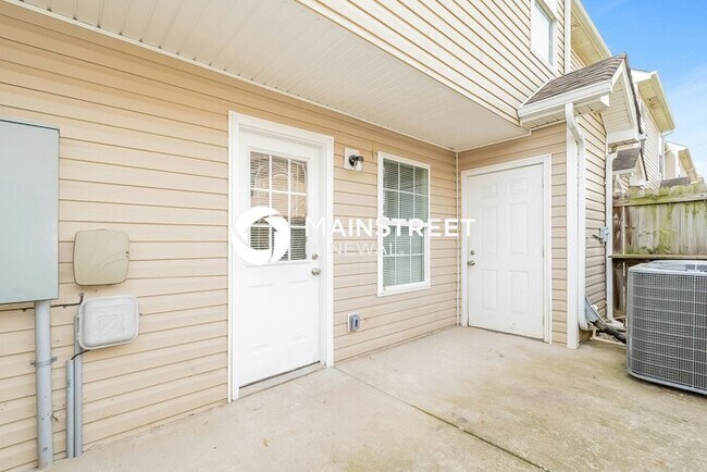 Building Photo - 3 Bedroom Pet-Friendly Home in La Vergne, TN with Main Street Renewal