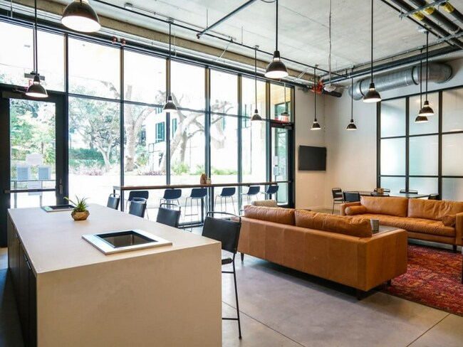 Building Photo - 1221 S Congress Ave