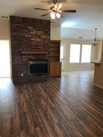 Building Photo - 4101 Karen Dr