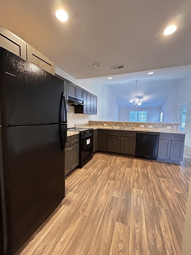 Building Photo - 12 Jackmia Way