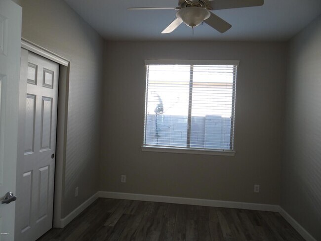Building Photo - 10331 W Carlota Ln