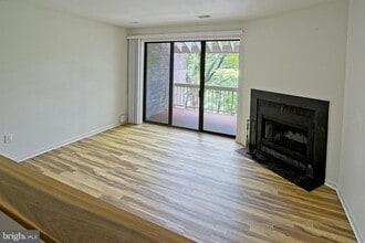 Building Photo - 11108 Boathouse Ct