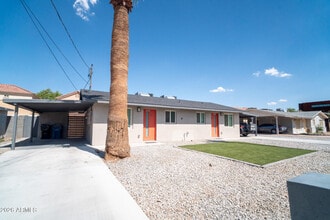 Building Photo - 1421 S Rita Ln