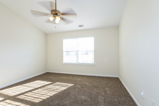 Building Photo - 4102 Hunters Trail Dr
