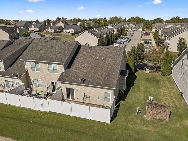 Building Photo - 1067 Muna Ct