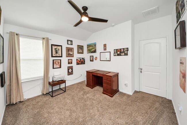 Building Photo - 403 Blanco Ln