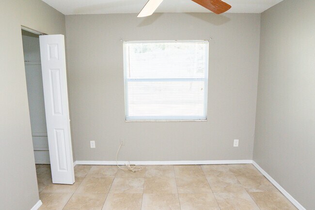 Building Photo - 1483 Elderton Dr