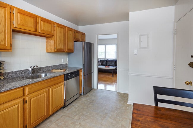 Interior Photo - Black Rock Gardens, LLC