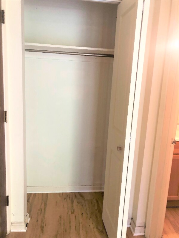 Building Photo - 6350 Forward Ave