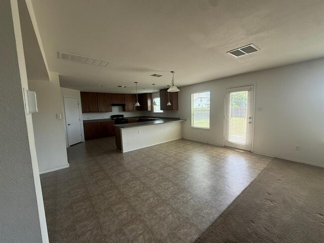 Building Photo - 6109 Randleman Dr