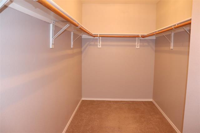Building Photo - 2304 Heads And Tails Ln