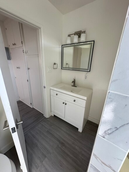 Apt 7 - 4785 Don Miguel Dr