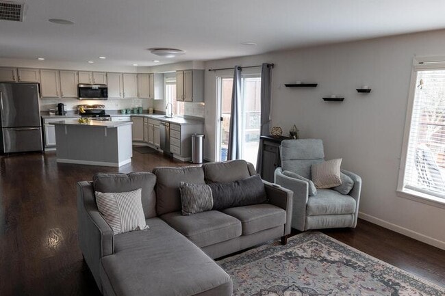 Building Photo - 24015 130th Ave SE