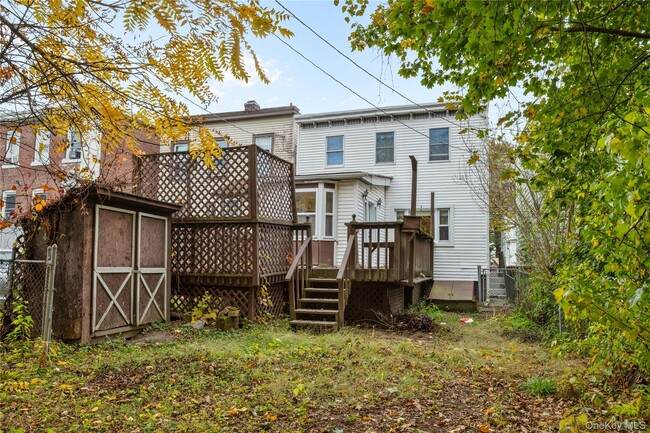 Building Photo - 432 1st St