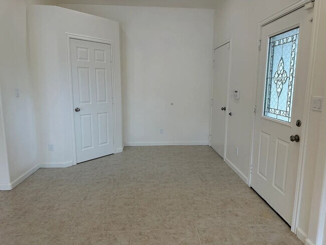 Building Photo - Spacious, 4 bedroom 2 bath single family home in Mililani! *First showing on Monday, January 5th ...