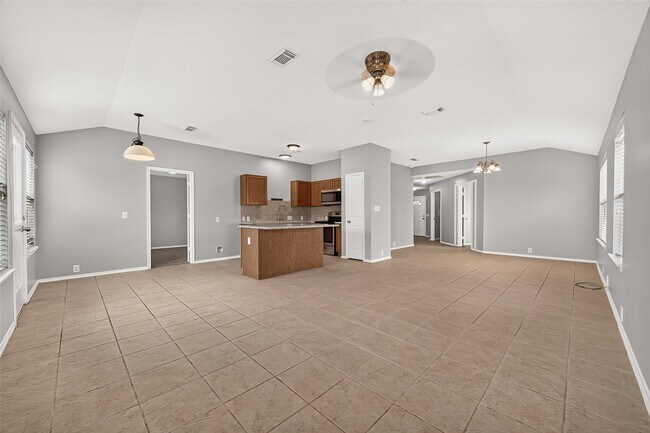 Building Photo - 14922 Sugar Sweet Dr