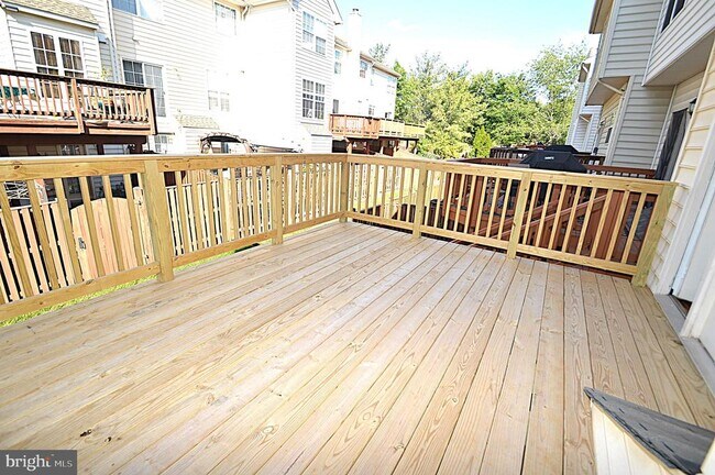 Building Photo - 13510 Nickleback Ct
