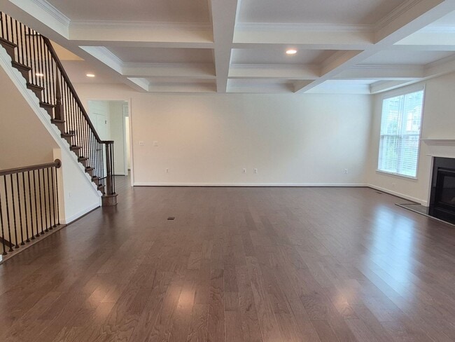 Building Photo - 15 Sweet William Dr