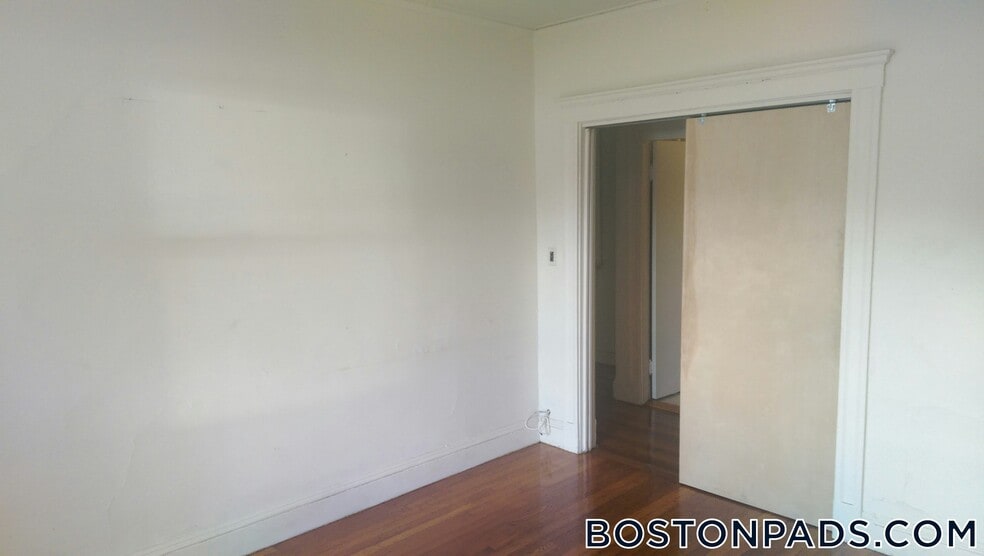 Building Photo - 1175 Boylston St