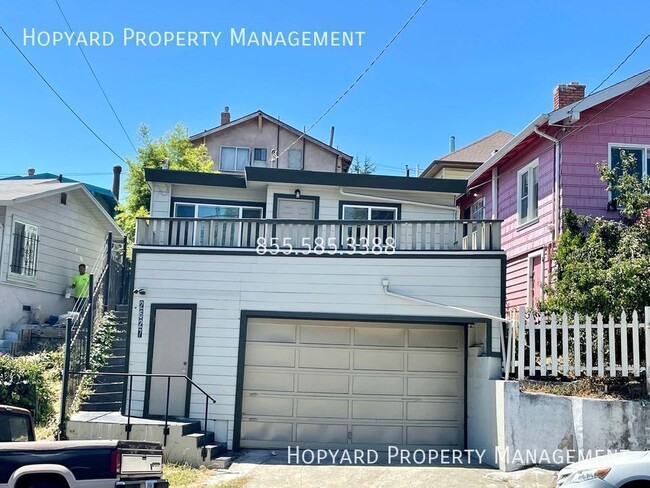 Primary Photo - 2627 23rd Ave