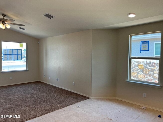 Building Photo - 4868 Marisabel Azcarate St