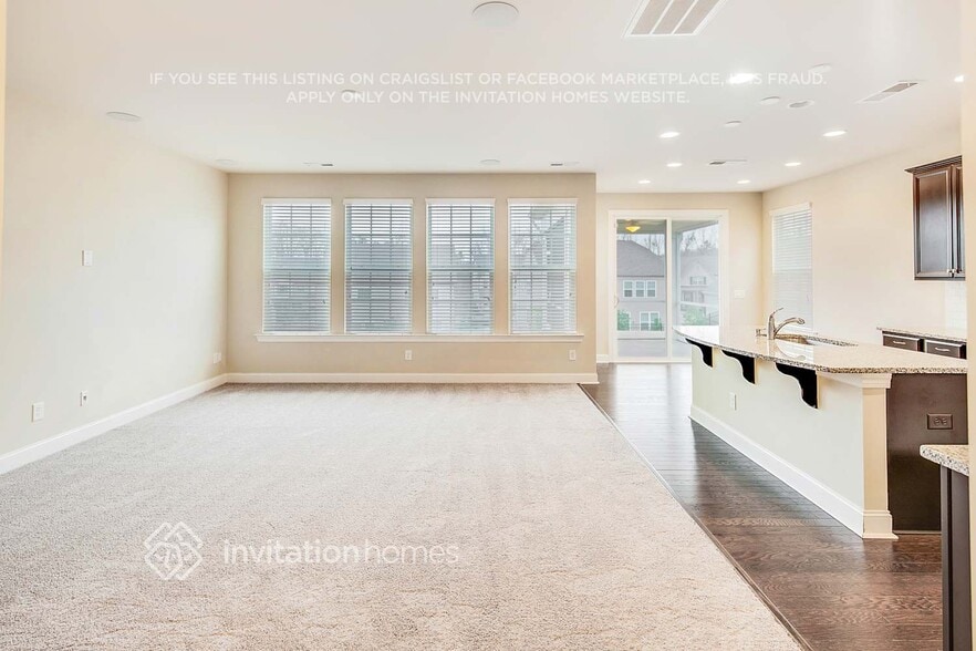 Building Photo - 17428 Austins Creek Dr