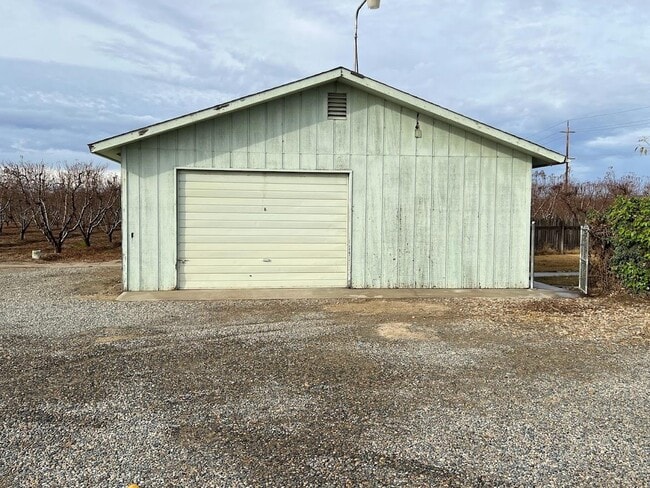 Building Photo - 16109 Manning