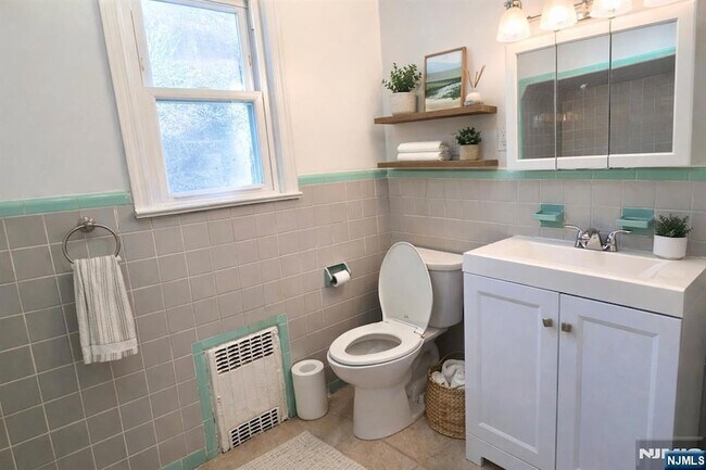 Building Photo - 118-120 Nolton Street Unit 1