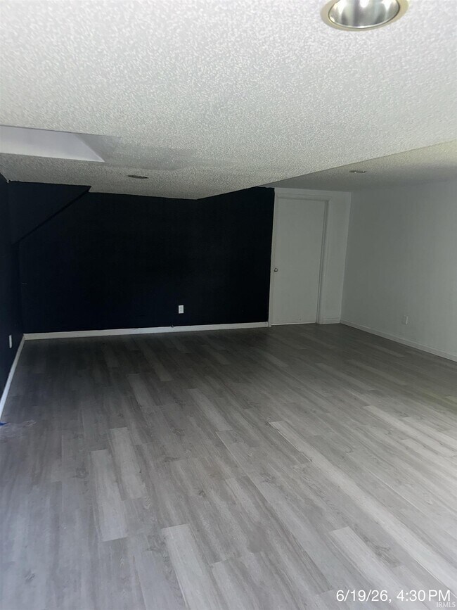Building Photo - 3235 Schilling St