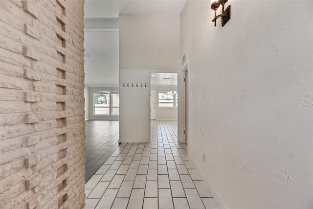 Building Photo - 908 Prestwick Ln