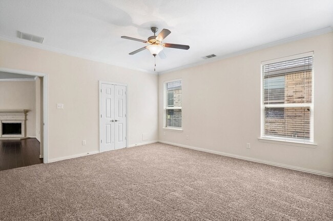 Building Photo - 46 Black Swan Ct