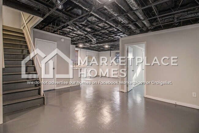 Building Photo - 3985 Cliftondale Pl